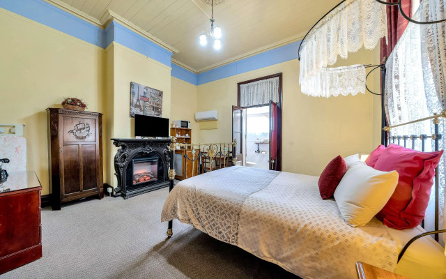 Warwick Settlers Inn