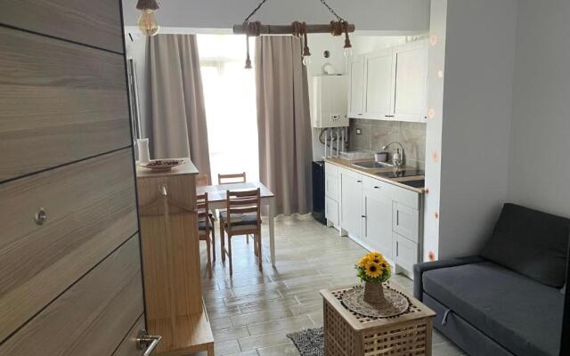 Alezzi Holiday Apartment 13 G