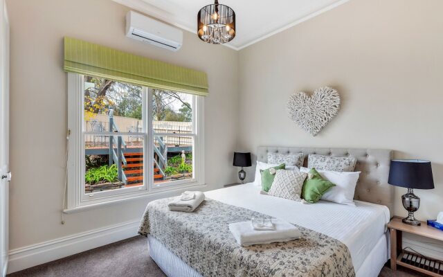 Grandview Accommodation - The Flaxley Apartments