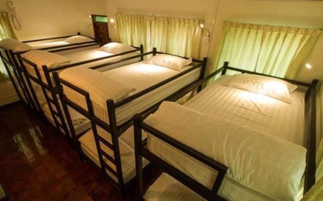 Yangon Hub Hostel