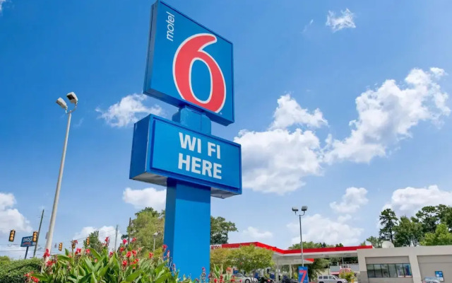 Motel 6 Columbia West