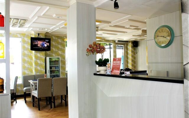 ZEN Rooms Basic Mangga Besar 5