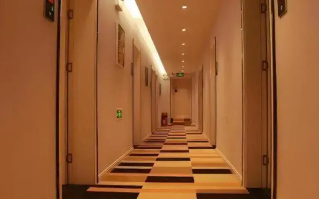 Shell Hotel Hebi Qi County Qihe Road