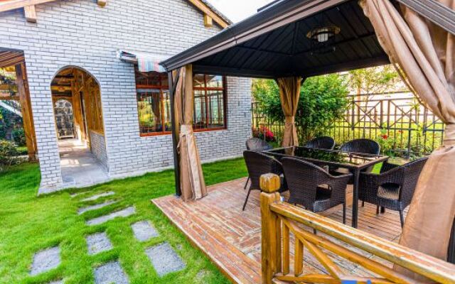 Tengchong Yunzhishang·Cloud Chain Century Jieming Hotel