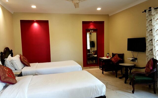Hotel Pratap Palace