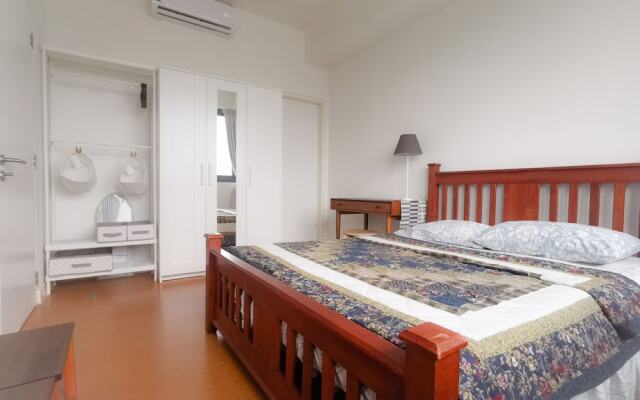 The Hub Service Apartment