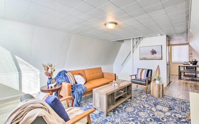 Charming Evanston A-frame: Dog Friendly!