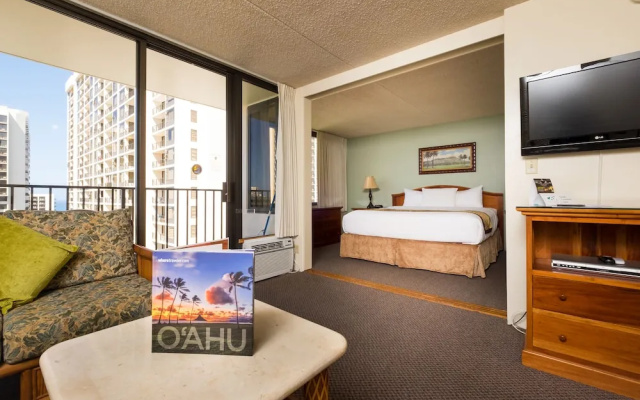 Waikiki Banyan Tower 2 by VRI Americas