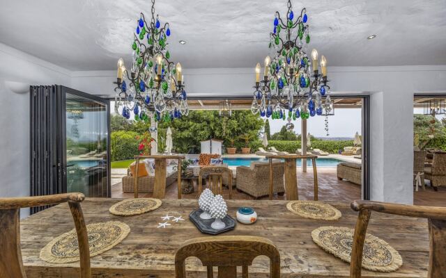 Seaview Countryside Charm Villa Almancil