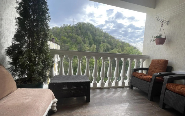 Studio apartment on Armavirskaya street 20Ak2