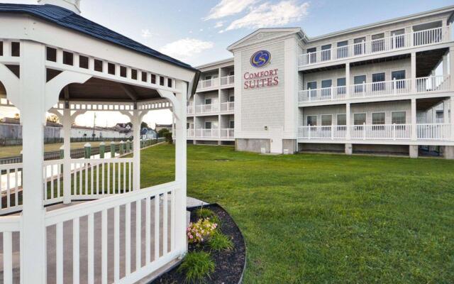 Comfort Suites Chincoteague Island Bayfront Resort