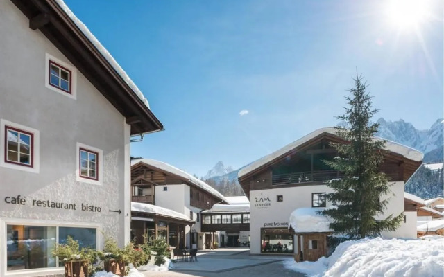 Zin Senfter Residence