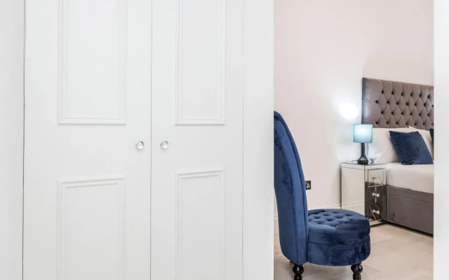 Oxford Street 2 Bed Apartment
