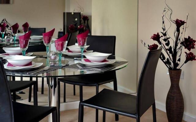 Select Serviced Accommodation - Gweal Place