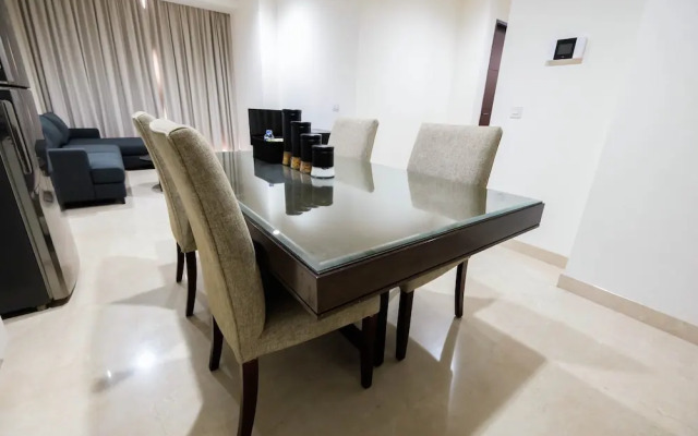 Luxurious 2br Four Winds Apartment Near Senayan