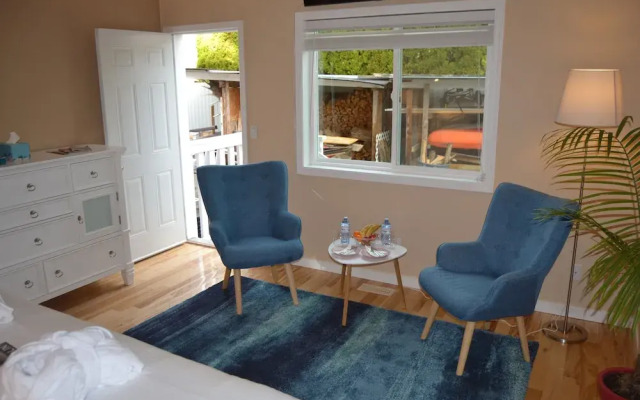 Salish Bed & Breakfast and Spa