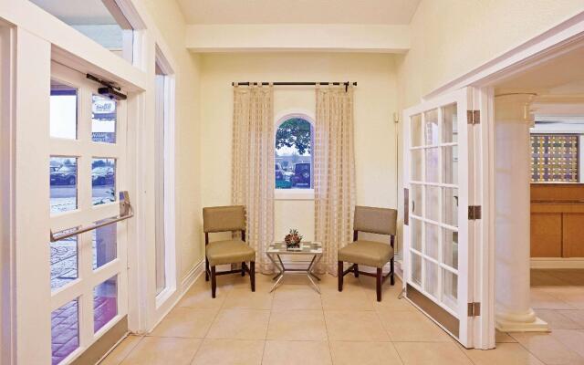 Sleep Inn & Suites Merrillville