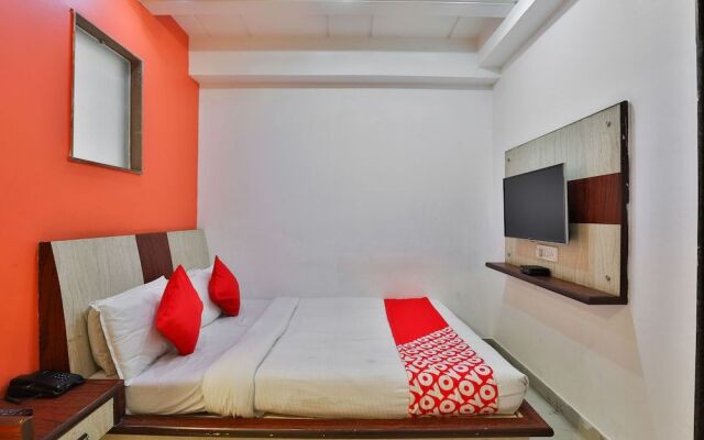 OYO 22574 Hotel Deep Palace