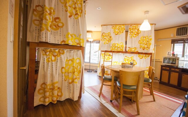 Honeycomb Hostel