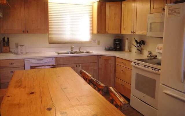 Lodgepole Lower - 3 Br Condo