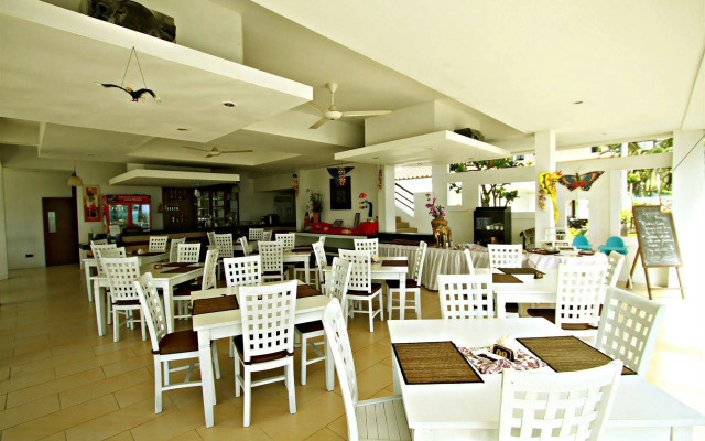 Legong Keraton Beach Hotel