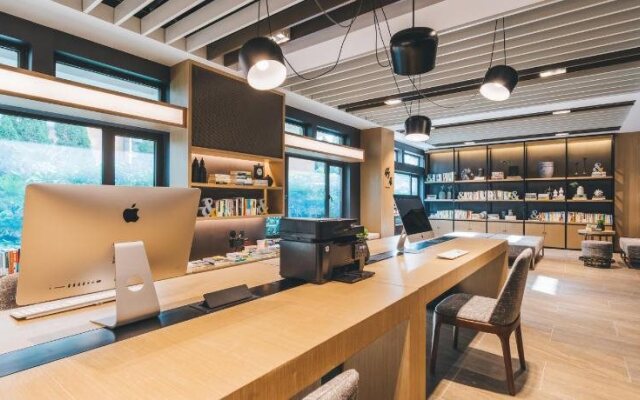 Shanghai Pudong Zhangjiang High Technology Park Ya Duo Hotel