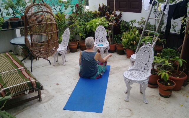 Reds Residency - Homestay