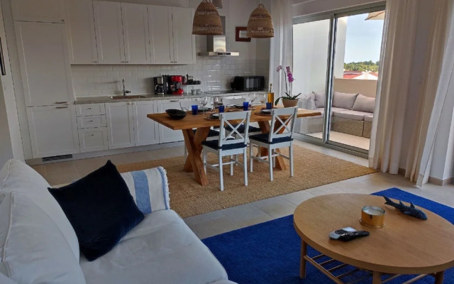 Salt Apartment