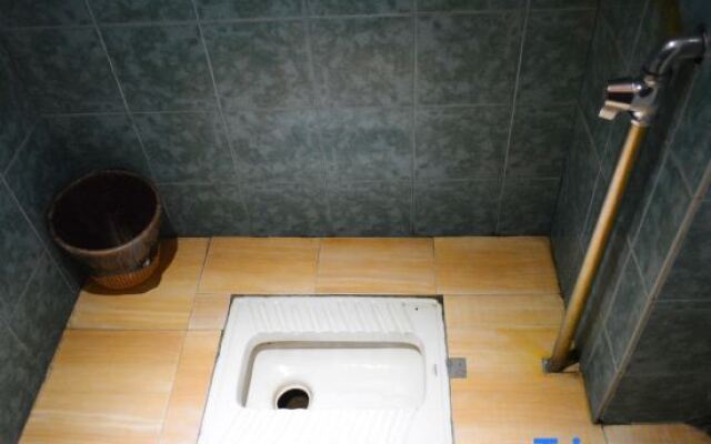 Nanchang Hongshun Hotel (Shuanggang Subway Station Branch)