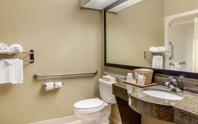 Quality Suites Sherman