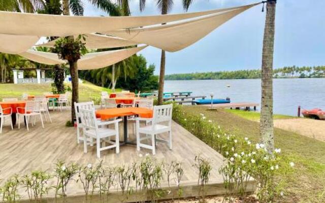 African Queen Lodge