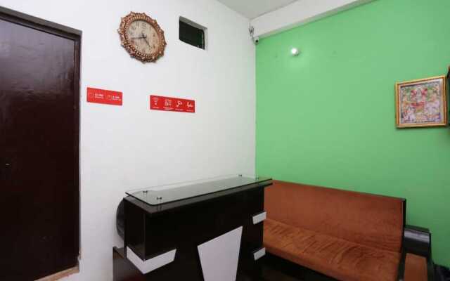 OYO 89465 Hotel Anshu