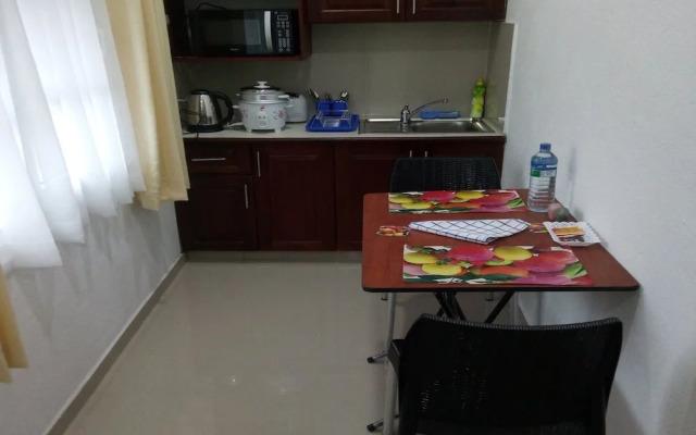 Queens Park Apartment