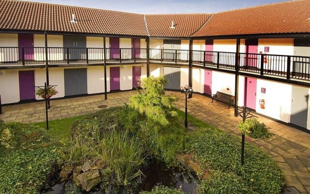 Premier Inn Nottingham North West Hucknall