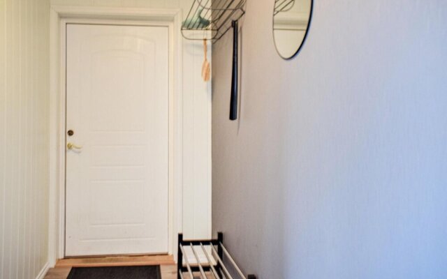 Beautiful Apartment in Åkrehamn With Wifi and 2 Bedrooms