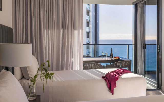 Peppers Broadbeach – Guest Rooms – Gold Coast