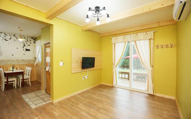 danyang macarong pension