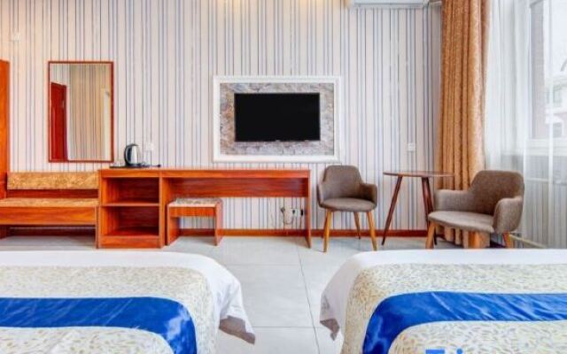 Manzhouli Xingran Business Hotel