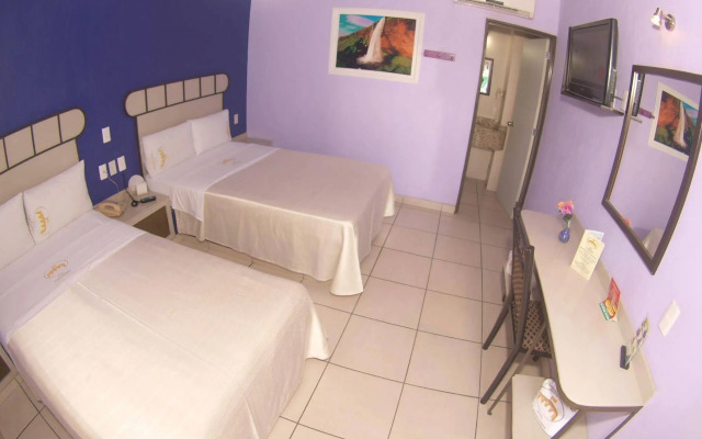 Hotel Plaza Bandera
