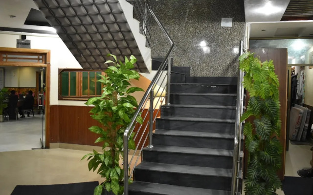 Rose Valley Hotel