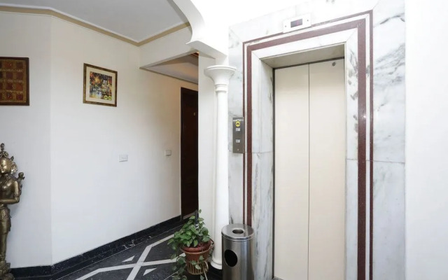 OYO Rooms GK 1