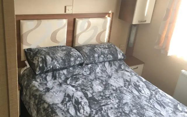 Beautiful 3 bed Caravan, Southviewpark Skegness