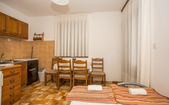 Apartments Adria 577