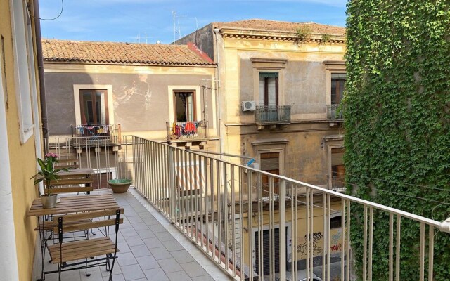 Living Simply Catania