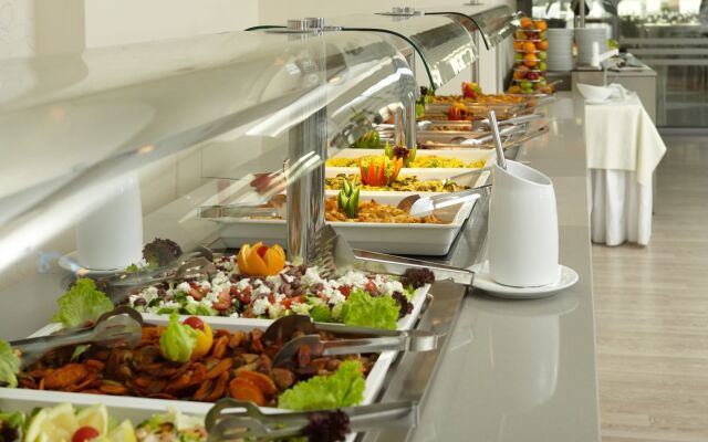 Отель Melpo Antia Hotel & Suites