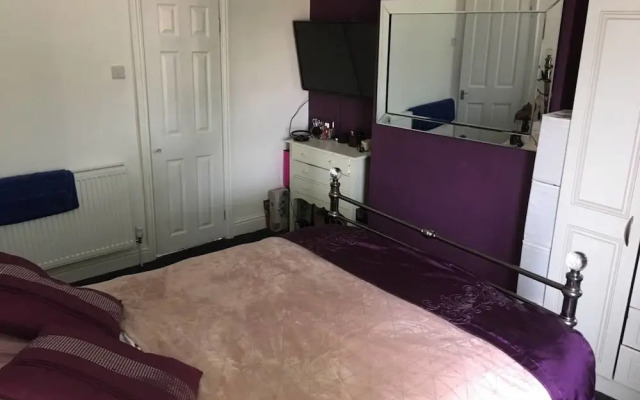 Churchendcottage-2br-sleeps4-petsok-parking
