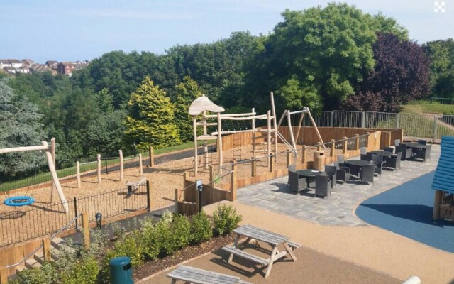 Luxury 2 Bedroom Lodge on Hoburne Devon Bay
