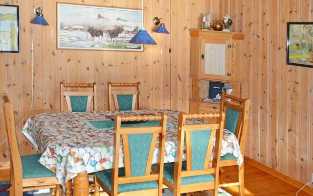 4 Person Holiday Home in Laupstad