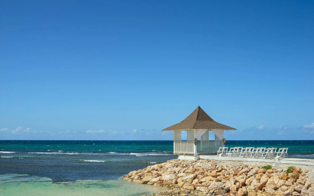 Ocean Coral Spring - All Inclusive