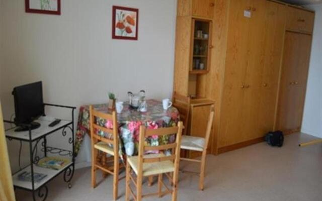 Appartement Saint-Gilles-Croix-de-Vie, 1 pièce, 4 personnes - FR-1-324-46